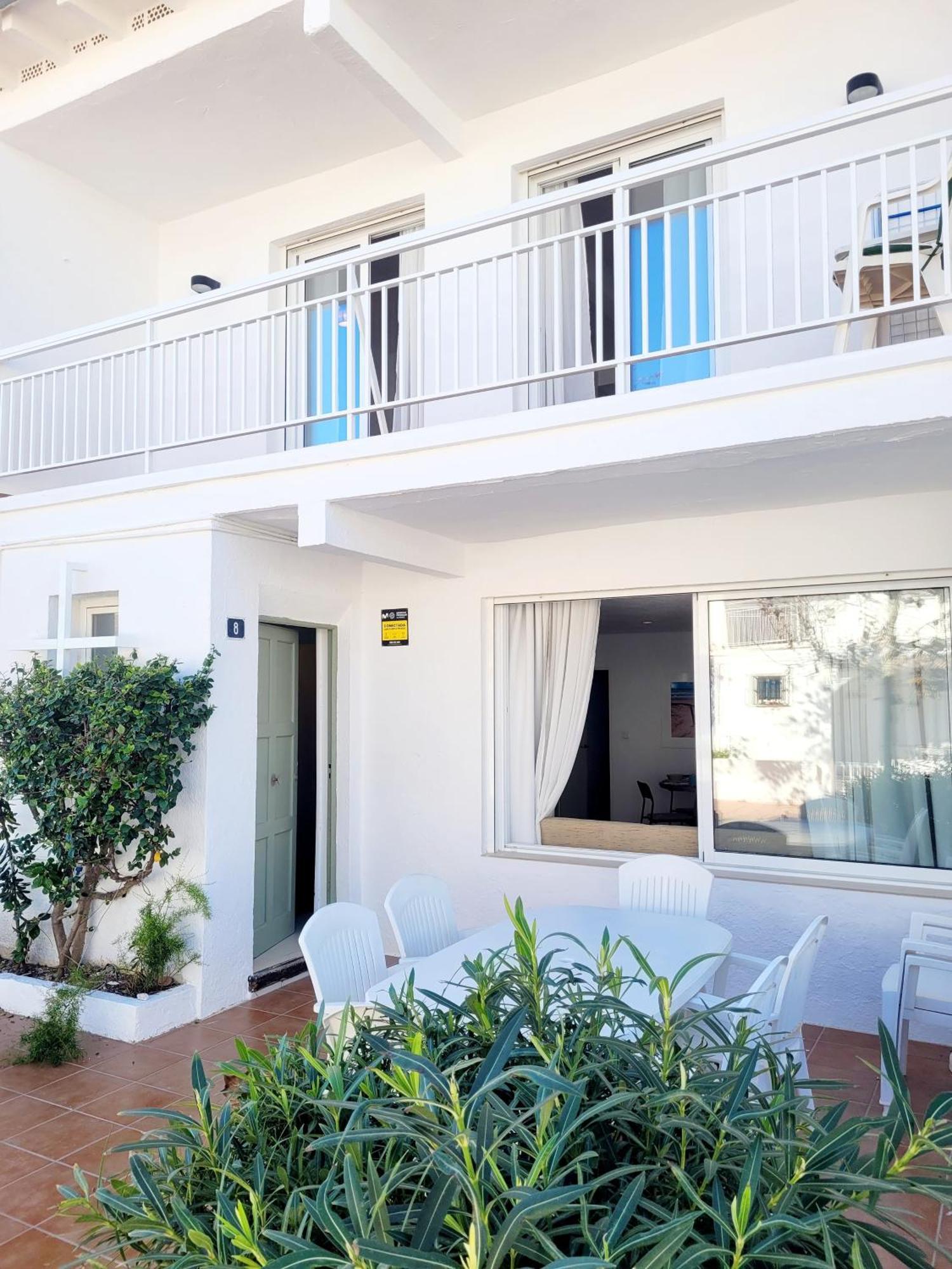 La Familia Beach House La Cala Ла-Кала-де-Михас Номер фото