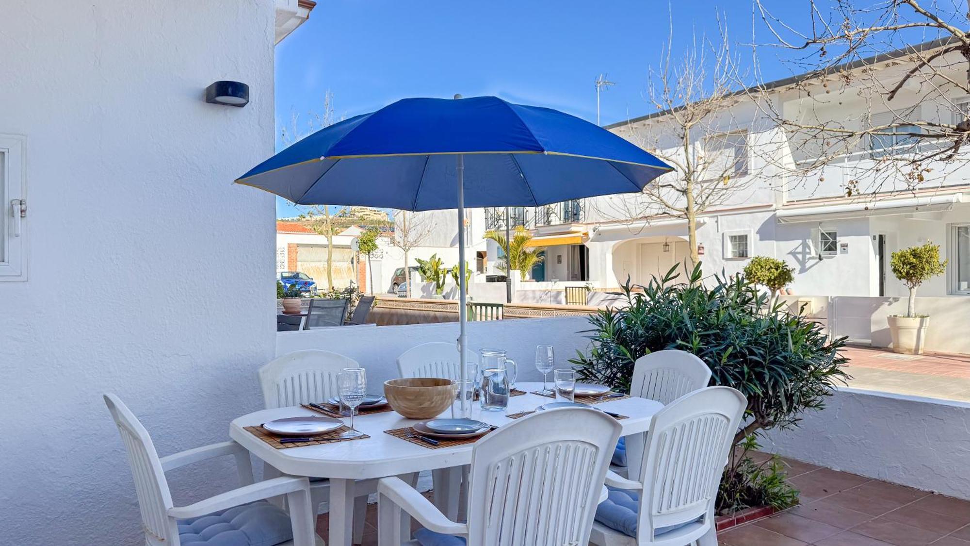 La Familia Beach House La Cala Ла-Кала-де-Михас Номер фото