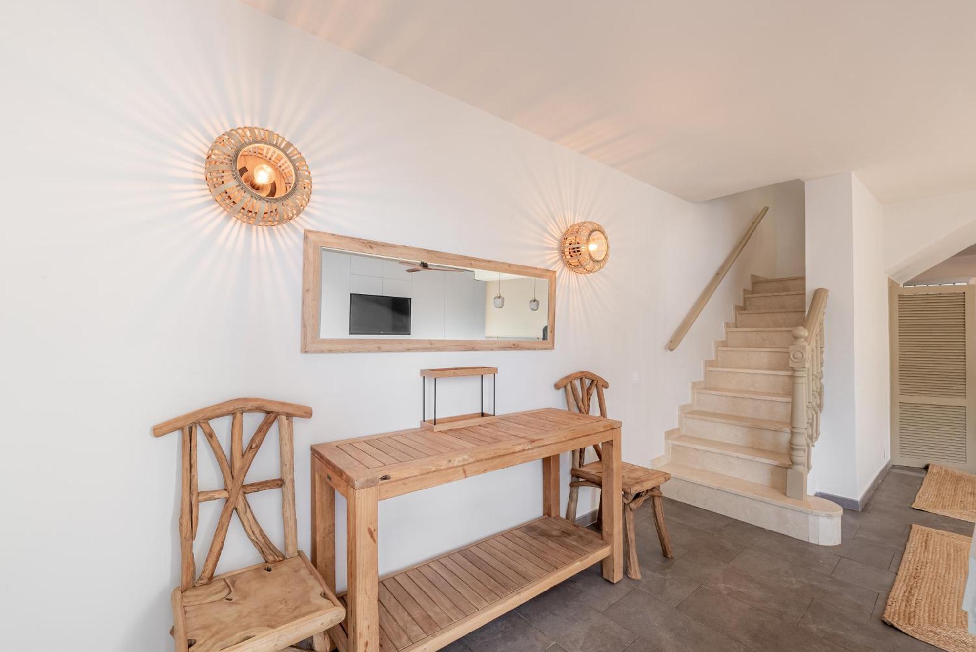 La Familia Beach House La Cala Ла-Кала-де-Михас Экстерьер фото